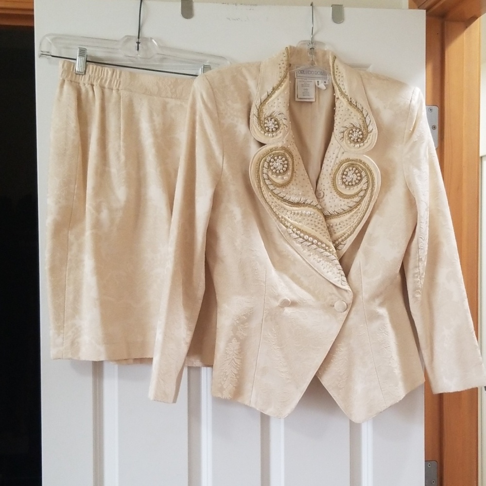 Suit